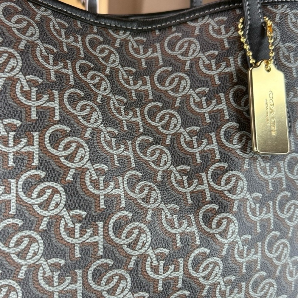 Coach City Tote Navy monogram leather, and coated canvas EUC CF342 - Picture 3 of 16